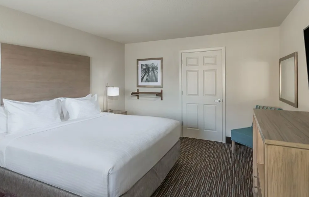 Days Inn by Wyndham Yosemite Area